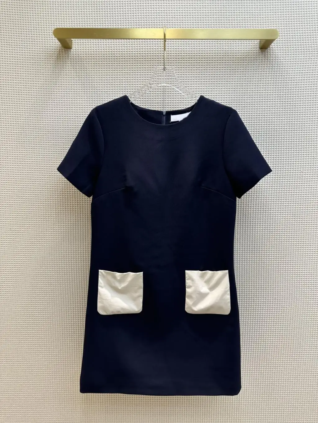 

2023 Color contrast pocket design dress classic elegant simple generous