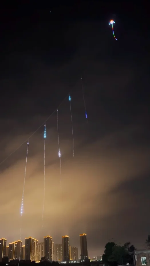 Гирлянда длиной 15 м/20 м для украшения линий большая треугольная фотовспышка