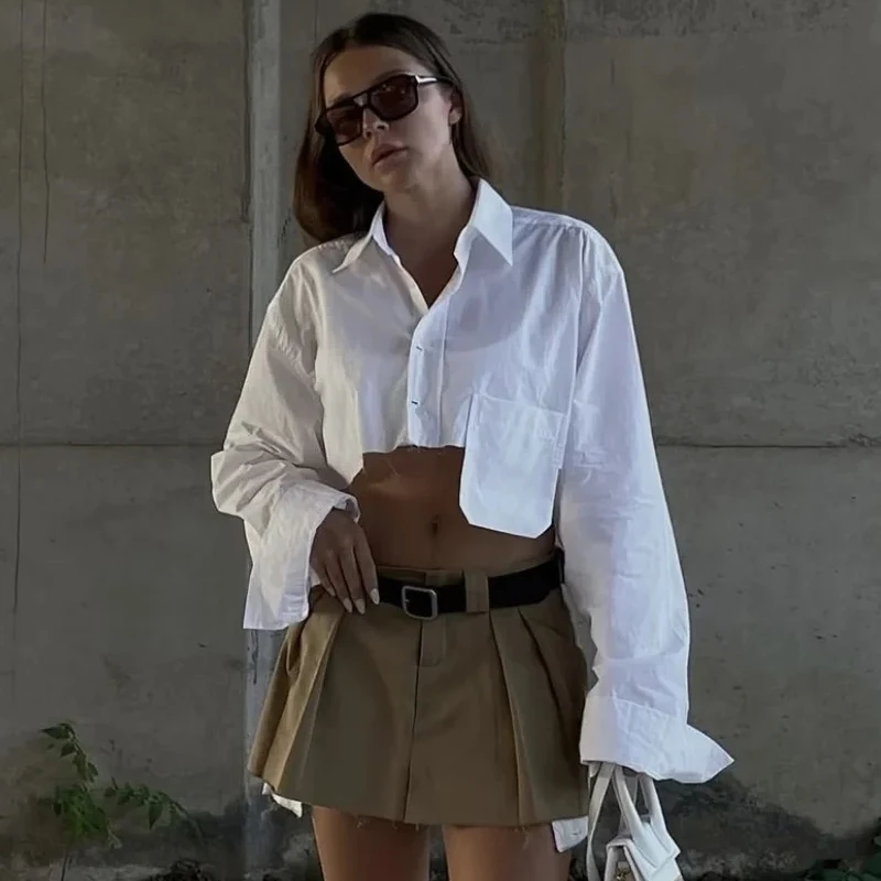 

Women Raw Hem Cropped Shirt With Pocket