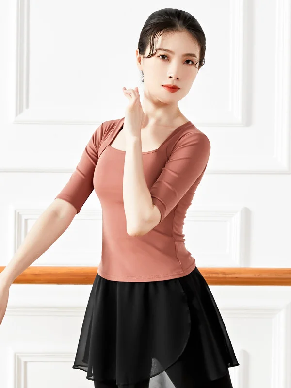 

Ballet Women's Vintage Dance Top with Solid Color Point Collar and Half Sleeves Fake Two-piece Stylish Top