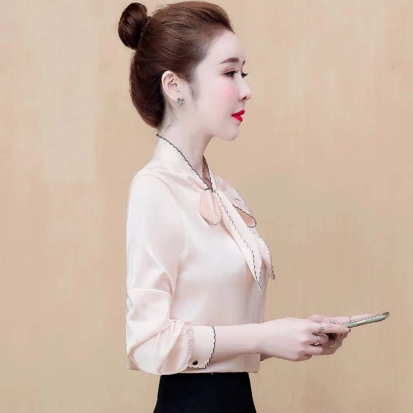 Атласная рубашка женская с длинными рукавами весна/лето 2023 шелковая бантом