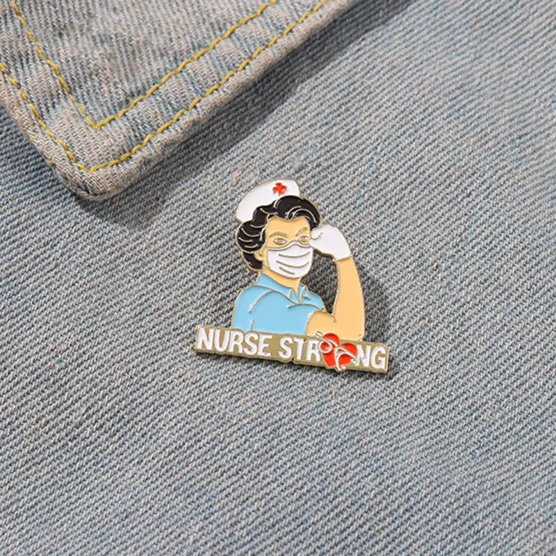 Броши врач-медсестра