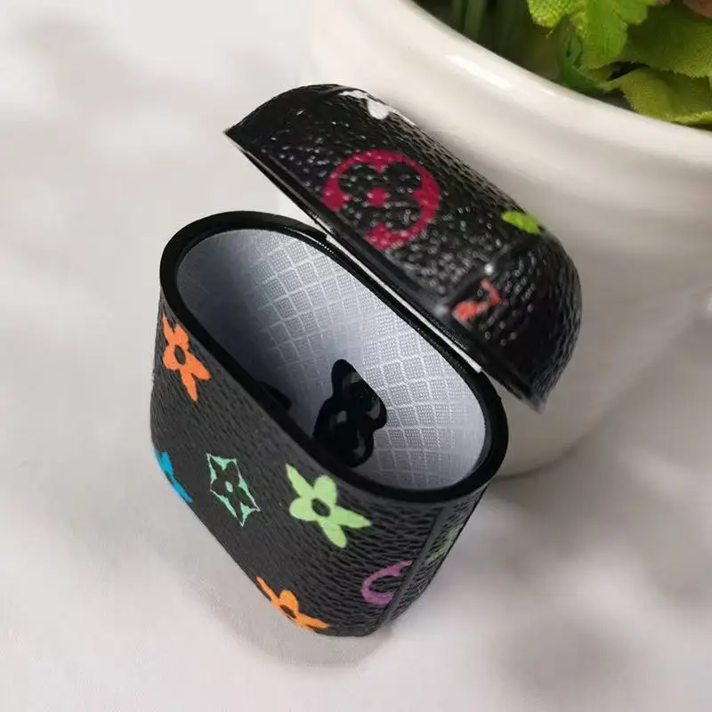 Фото Наклейка на кожу, подходит для AirPods 1, 2, 3, 4 поколения, защитный чехол для Bluetooth-наушников Apple AirPods Pro, жесткий чехол с защитой от падения №3