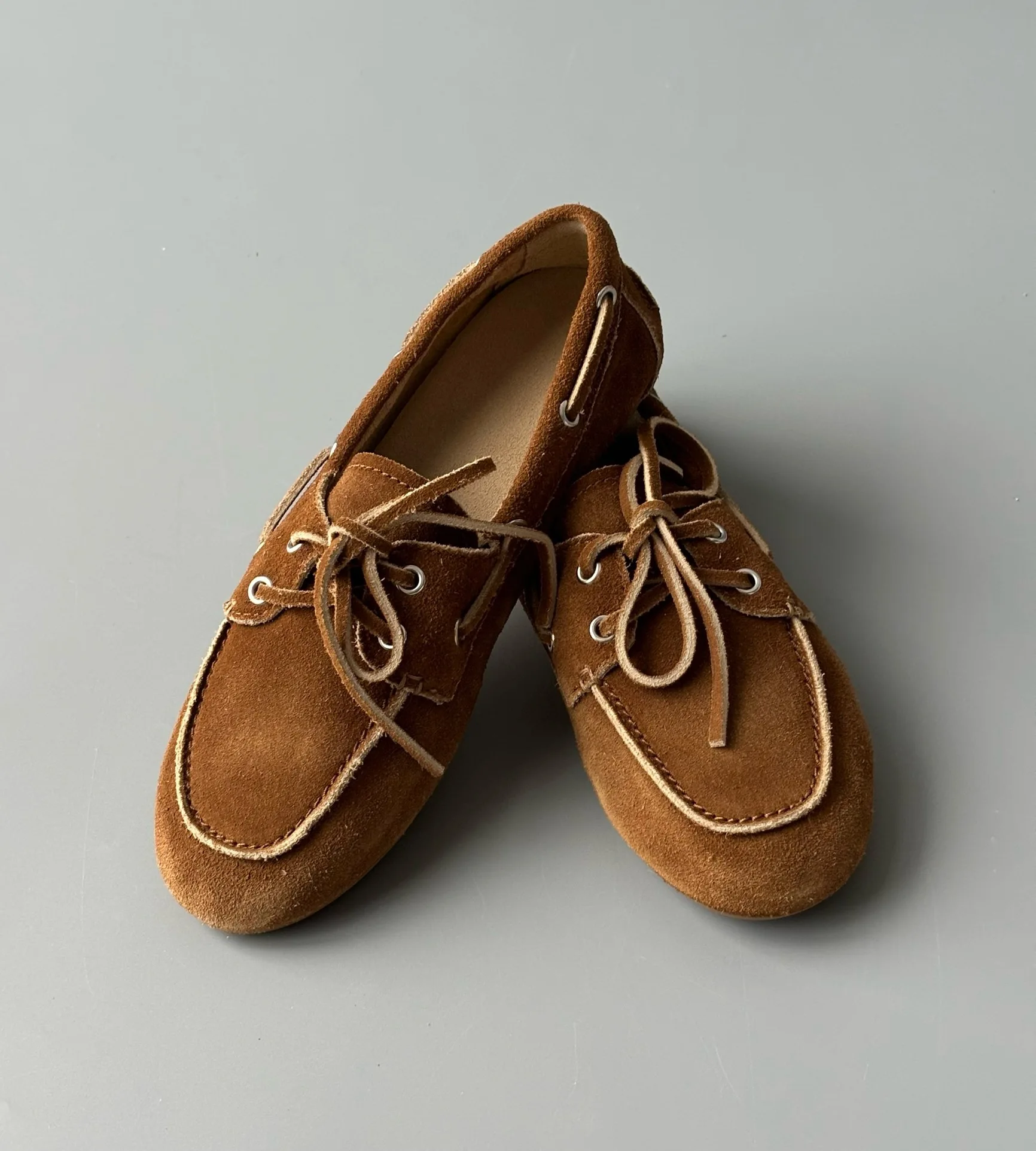 Увязанные французские модные женские элегантные повседневные минималистичные