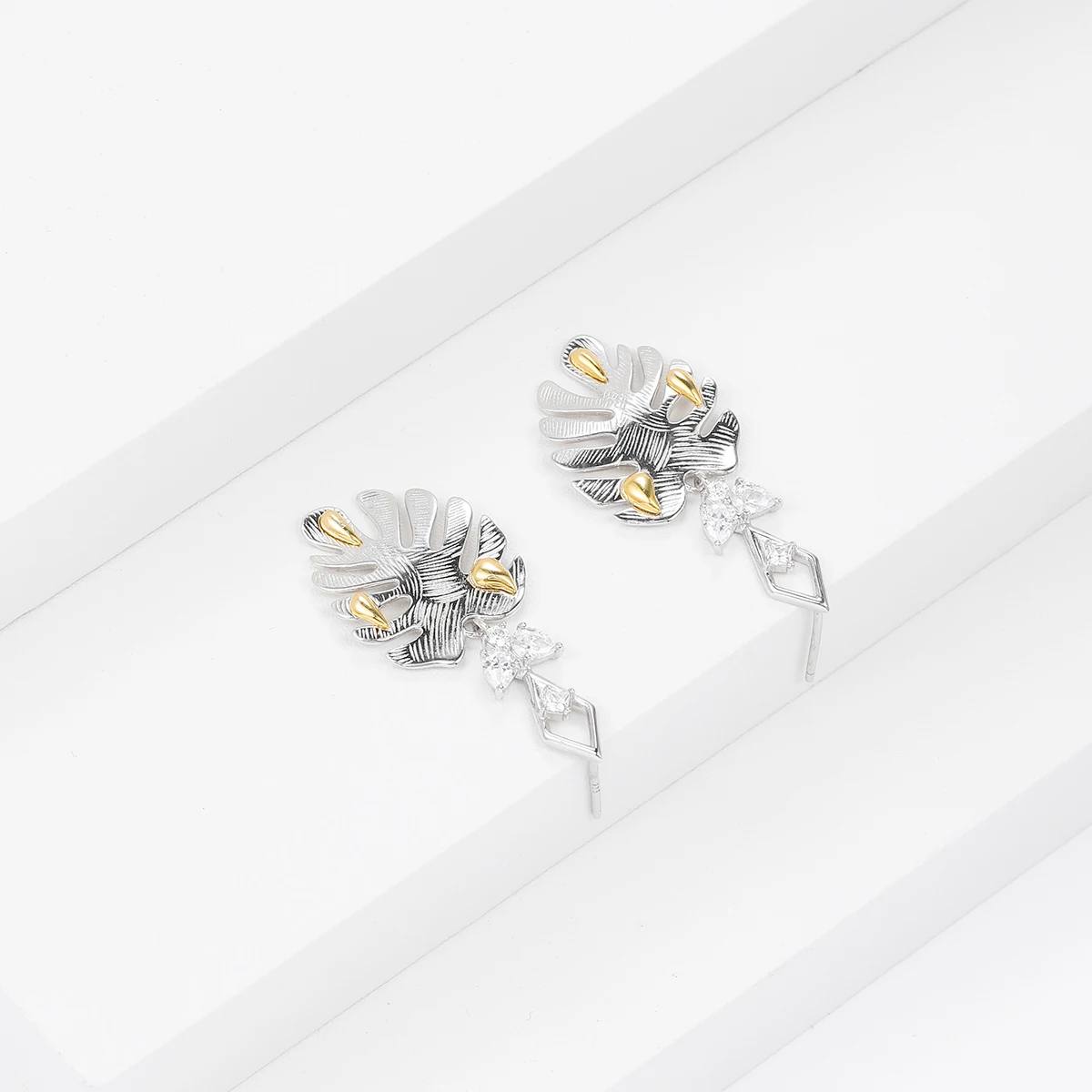 Серьги HAIKES925 из стерлингового серебра с оригинальными формами банановых листьев