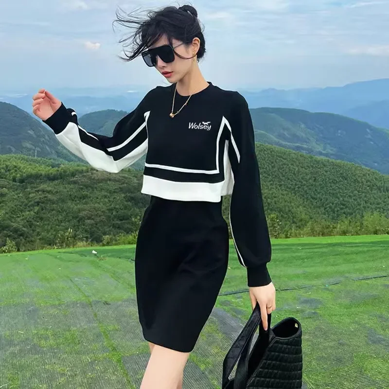 

2023 Golf One Piece Dress Autumn Women Golf Wear New Long sleeved Golf Tee Golf Suits Women's Golf Clothing Fake two-piece Skirt