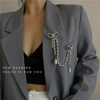 new fashion rhinestone double bowknot pin brooch vintage pearls tassel suit collar lapel shirt brooches high quality accessories