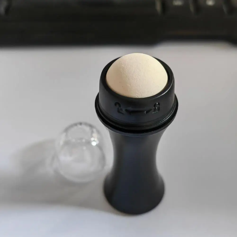 

Многофункциональный многоразовый портативный роликовый каменный шар для удаления масла для офиса