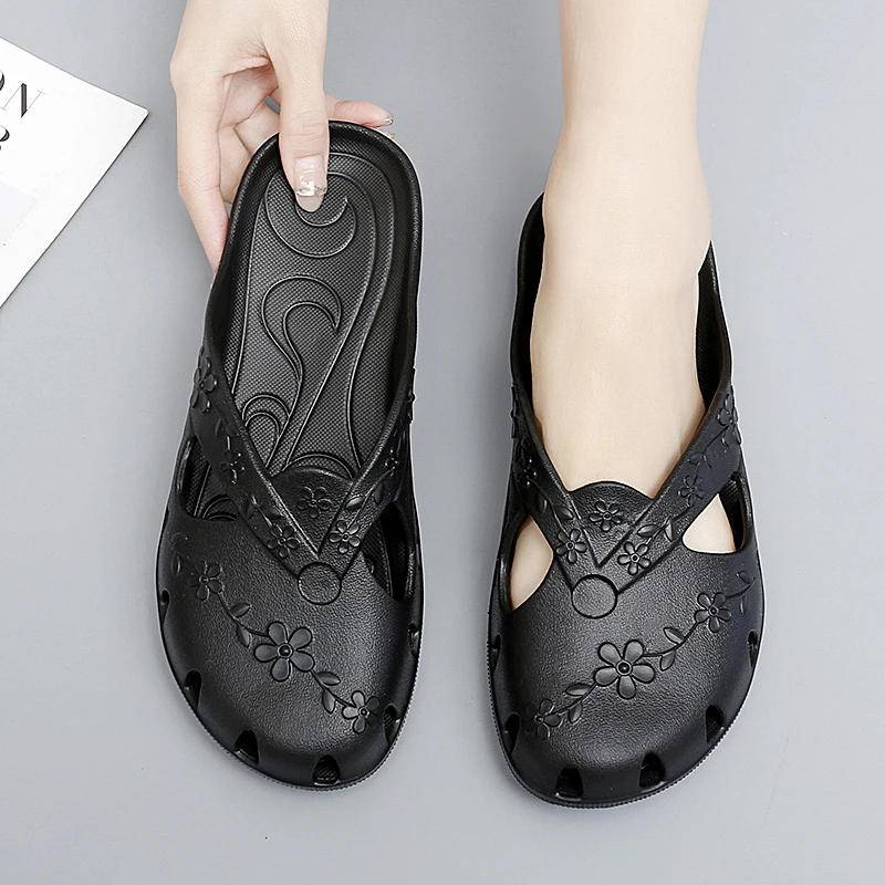 2023 Summer Light Women's Slippers Soft Soled Sandals for Women Hollowed Out Slipper Women's Shoes Comfortable Slippers Female