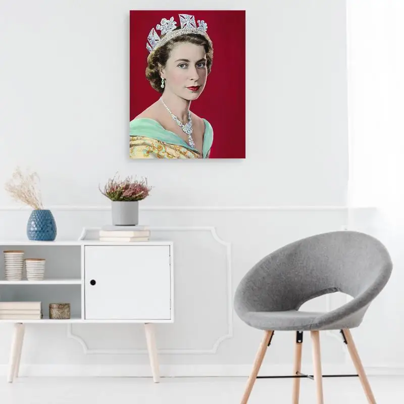 Queen Elizabeth II Portrait Poster The UK Queen Elizabeth II High Quality Material Decorative Queen Elizabeth Gift Box