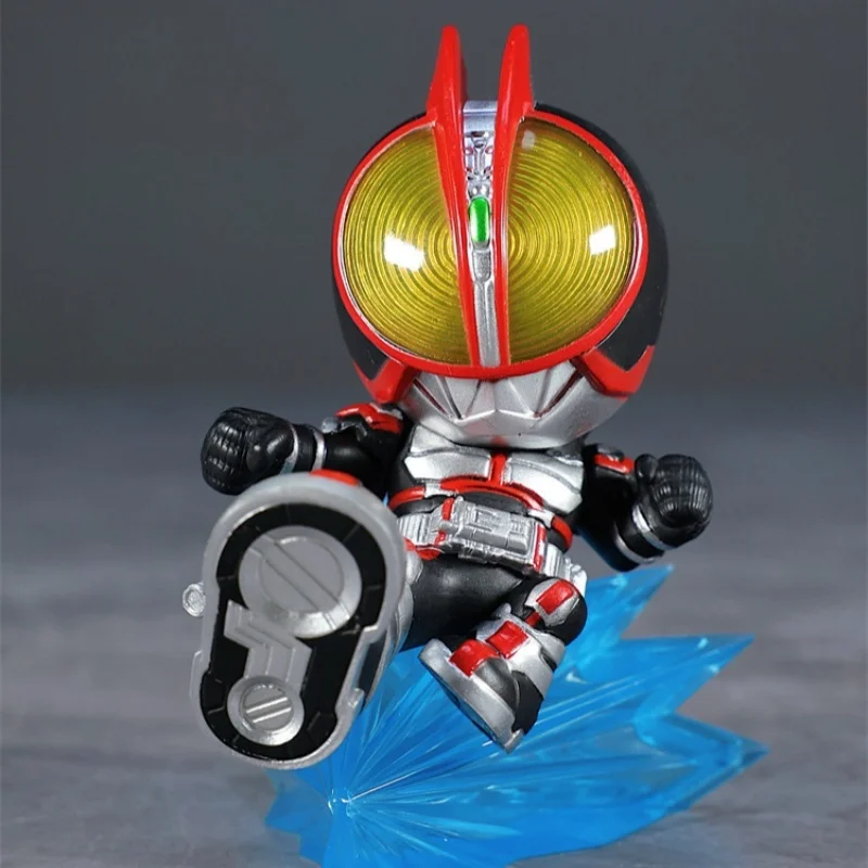 Фото Новая коллекционная фигурка Bandai Kamen Rider в стиле чиби-аниме, загадочная модель Q-версии, идеальное украшение для автомобиля и рабочего стола. №4