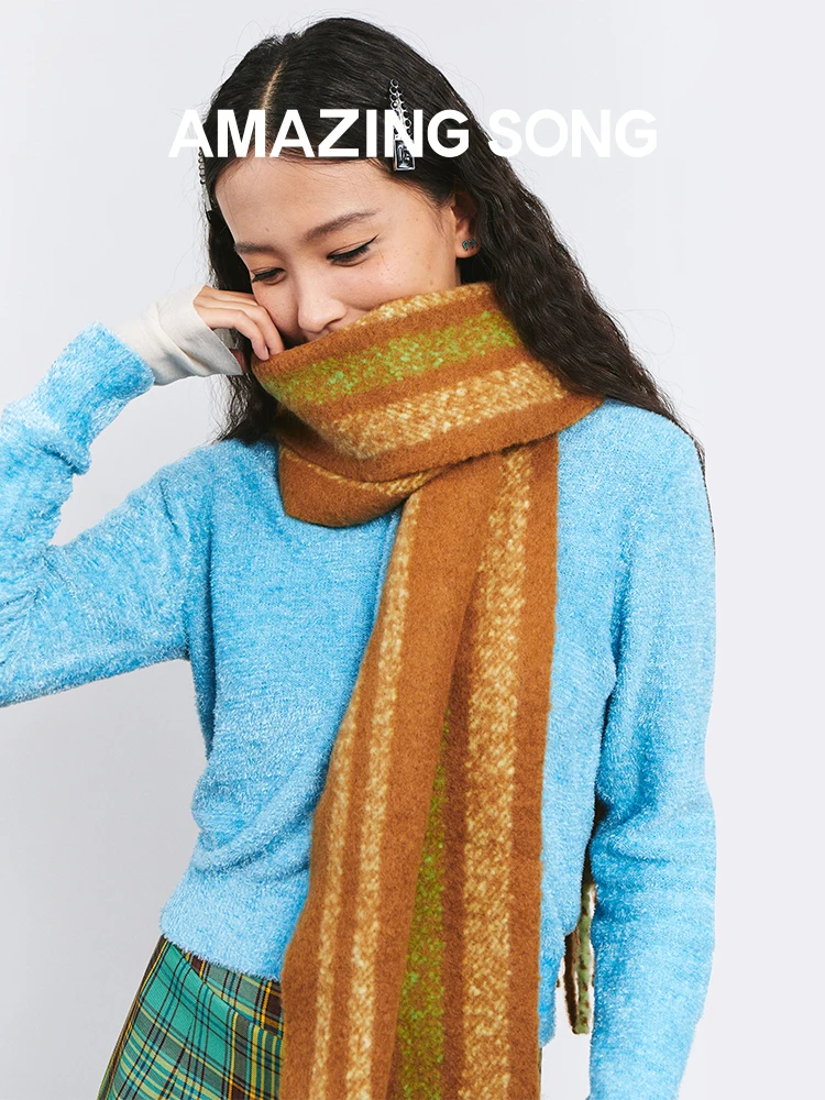 Шерстяной теплый шарф Amazing Song