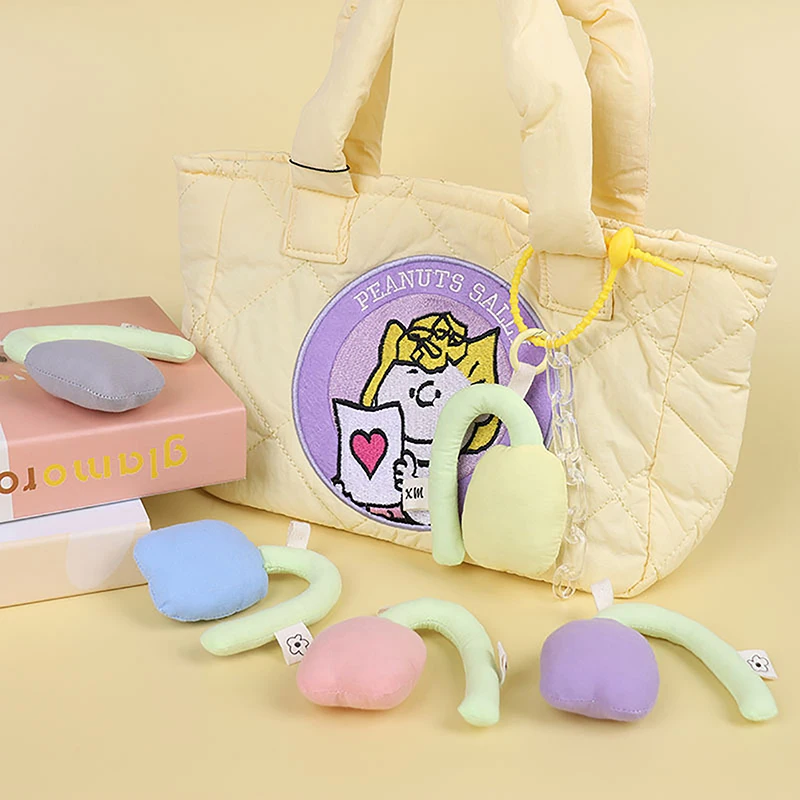 

Cute Sweet Tulip Flowers Keychain For Girls Bag Pendant Backpack Hanging Ornament Lovely Bags Decor Accessories