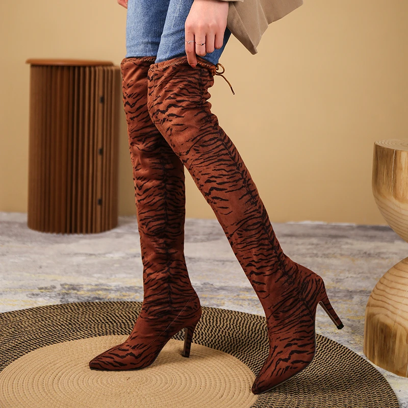 Женские модные хлопковые сапоги на тонком каблуке новые зимние замшевые до