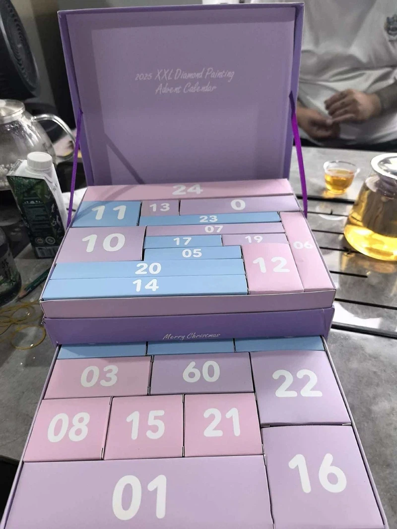 

Адвент-календарь с алмазной живописью XXL