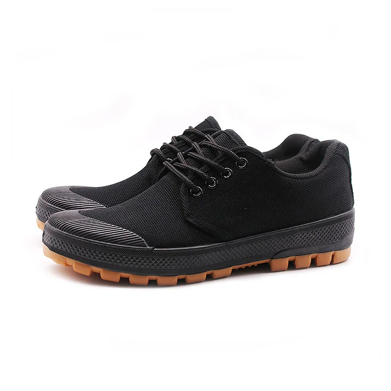 

camouflage labor insurance shoes big nails non-slip beef tendon bottom labor shoes outdoor work shoes men's black work shoes