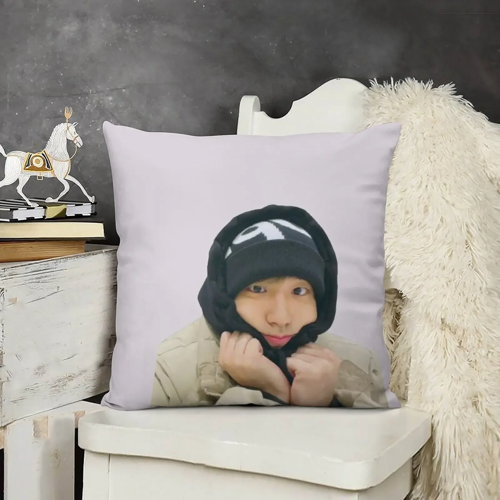 Декоративные наволочки для диванных подушек han jisung наволочка дивана