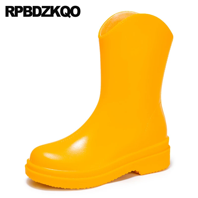 Зимние дизайнерские полусапожки, дождевые сапоги до середины икры, меховые женские яркие дождевые водонепроницаемые сапоги до колена из ПВ...