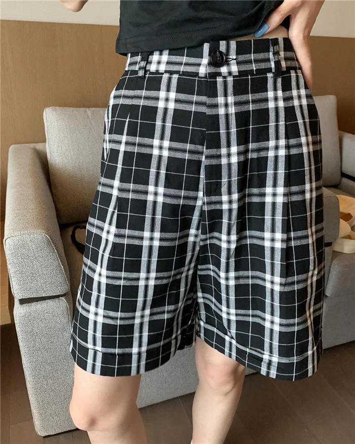 

High Waist Plaid Slant Pocket Shorts