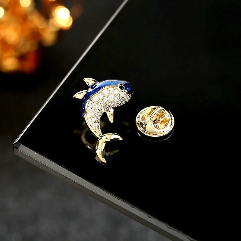 

High Quality Korean Style Dolphin Pin Brooch Fixed Cardigan Anti-glare Multi-purpose Small Brooches for Women