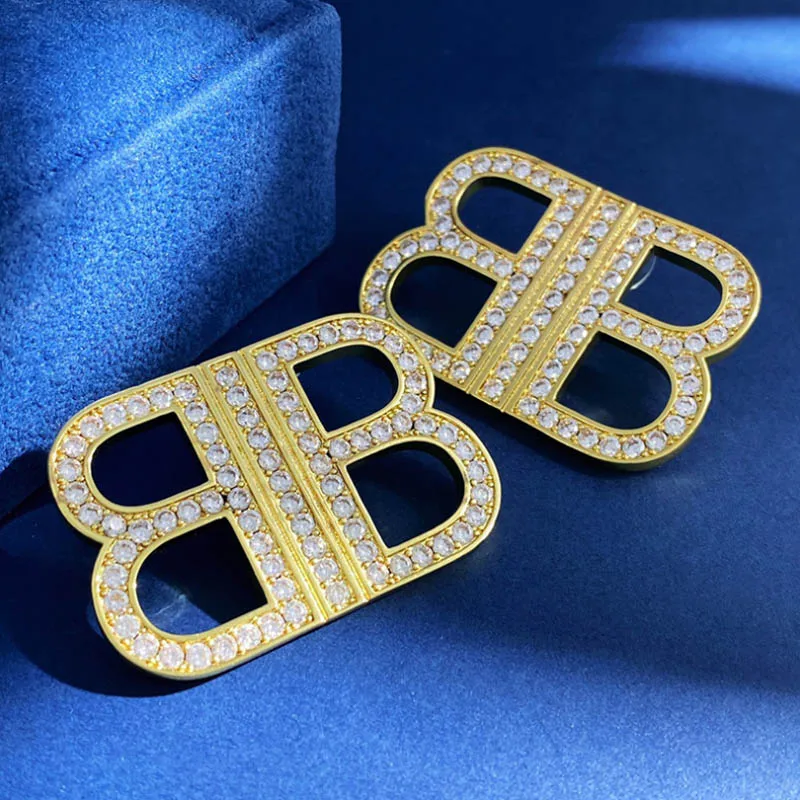 

Donia Jewelry European and American Fashion Letters Titanium Steel Micro-Inlaid AAA Zircon Silver Needle Luxury Retro Earrings