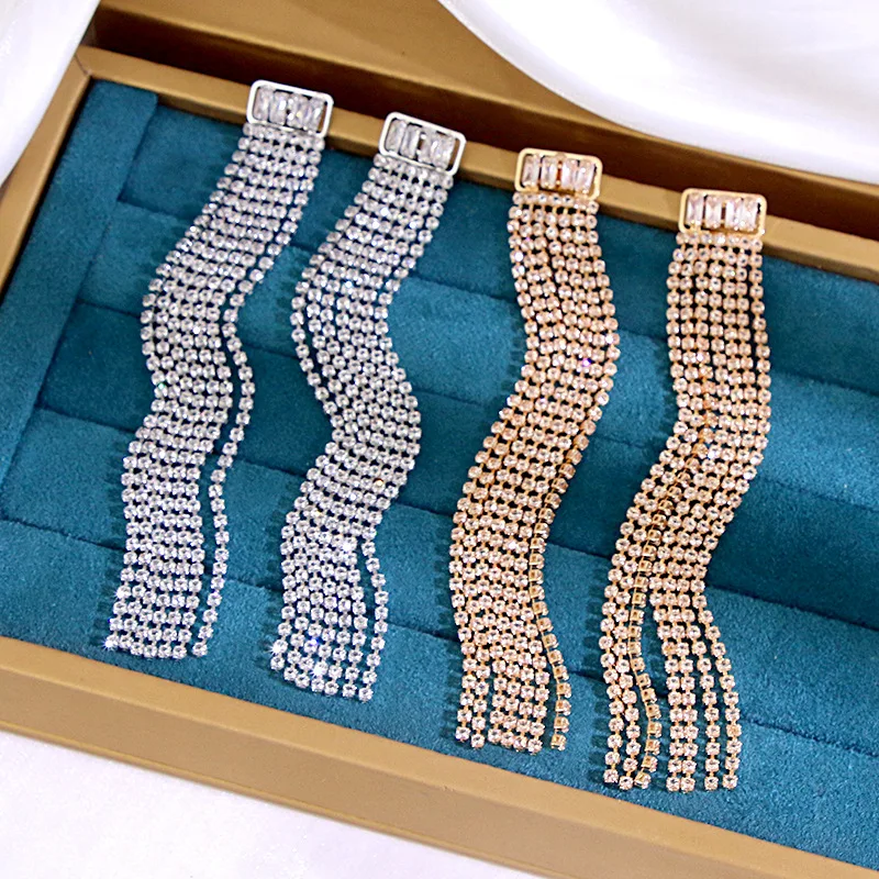 

Temperament Zircon Long Earrings for Woman Party Wedding Jewelry Accessories