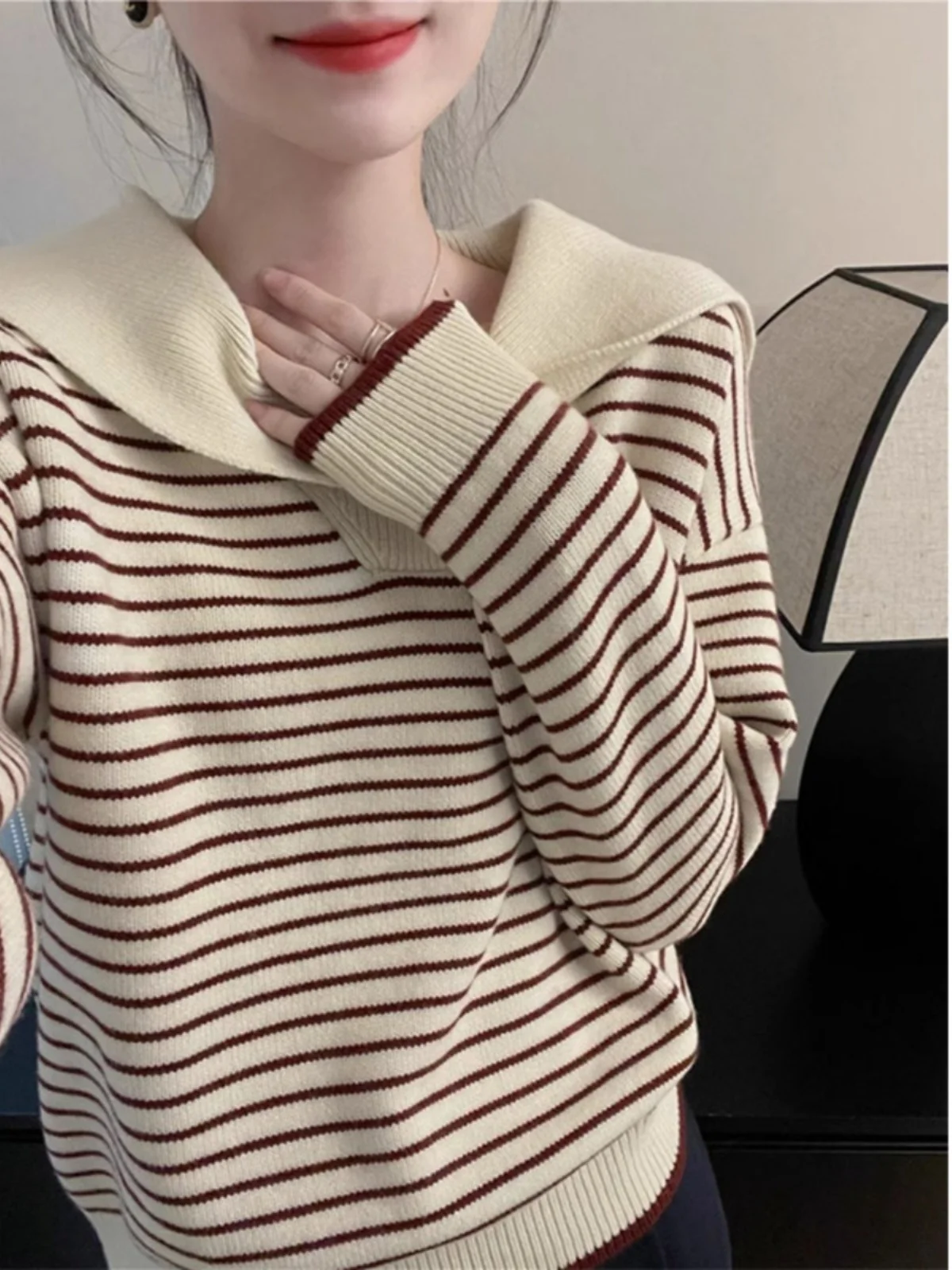 Осенне-зимняя темно-синяя рубашка с лацканами в полоску свободный утягивающий