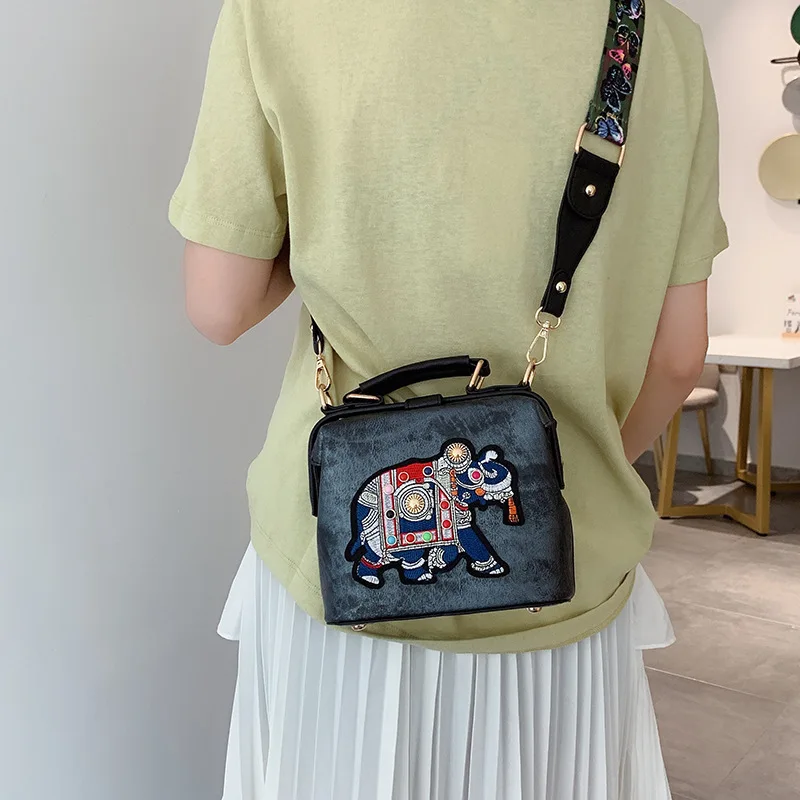 

Vintage Embroidery Elephant Bags Wide Butterfly Strap PU Leather Women Shoulder Crossbody Bag Tote Women's Handbags Purses