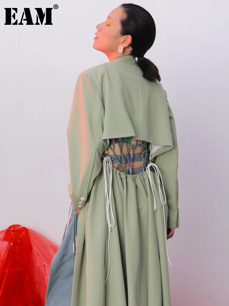 

[EAM] Loose Fit Hollow Out Backless Bandage Jacket New Lapel Long Sleeve Women Coat Fashion Tide Spring Autumn 2022 JZ181