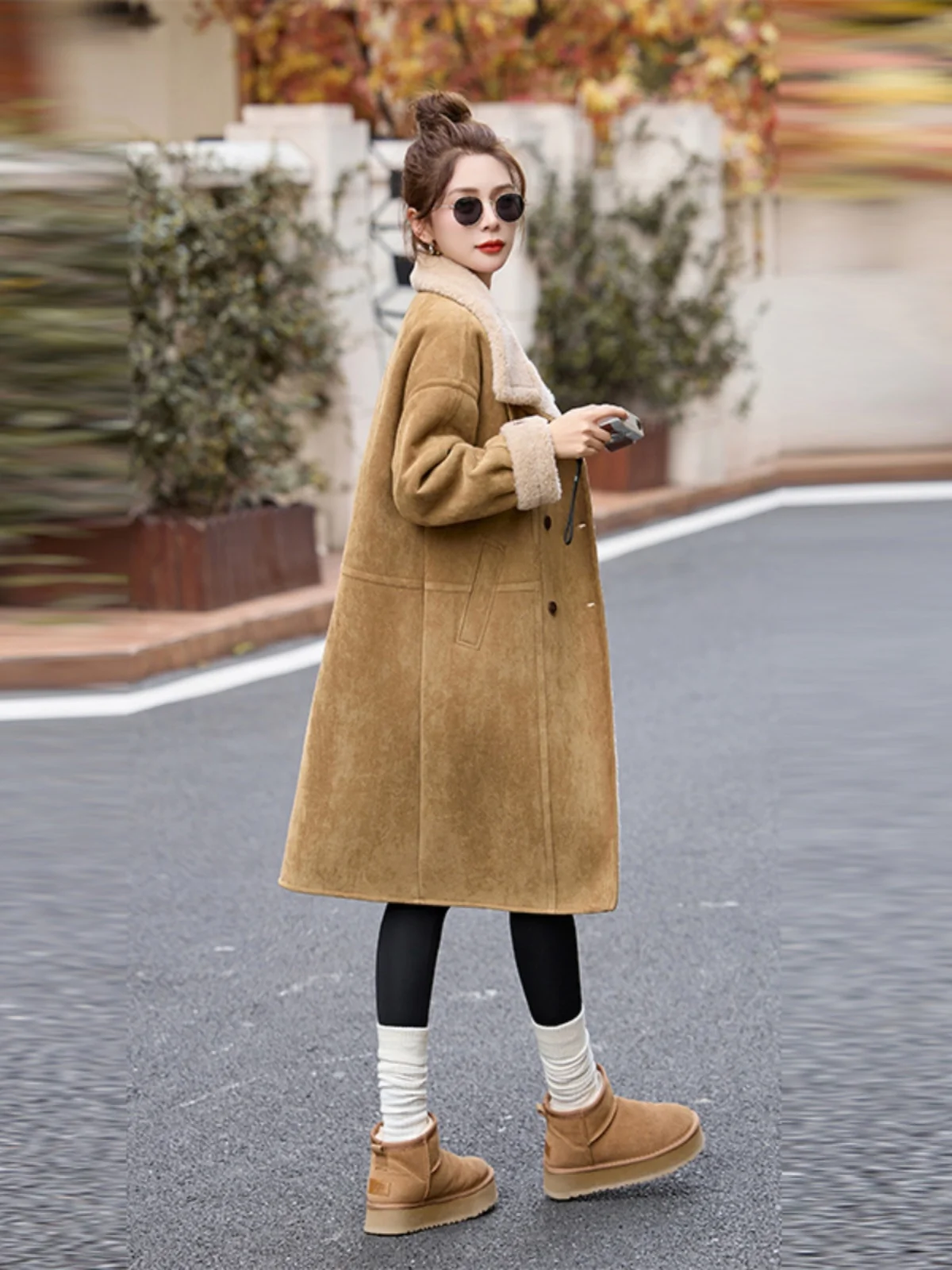 Замшевое пальто цвета хаки женская длинная мотоциклетная одежда новинка зимы 2024