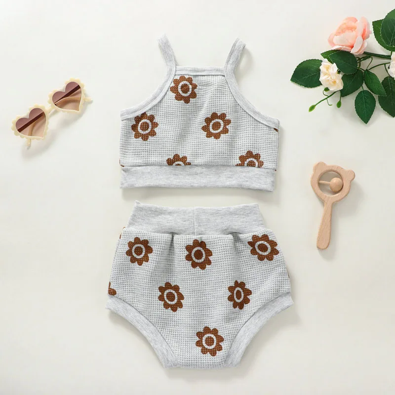 

2023-04-02 Lioraitiin 0-24M Infant Kid Baby Girl 2Pcs Summer Suit Floral Vest Knitting Shirt Short Trousers Outfit Grey