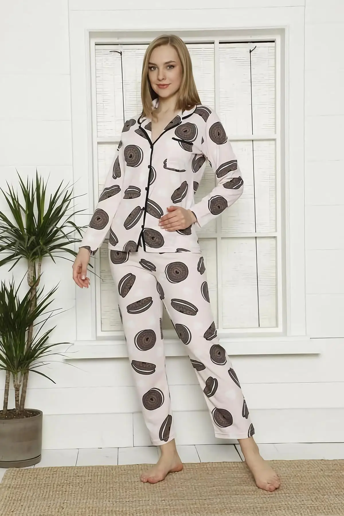 

Women's Pajamas Biscuit pattern Front Buttoned Sleep Lounge Pajamas Nightwear Sleepwear Night Suit Casual Home Clothing