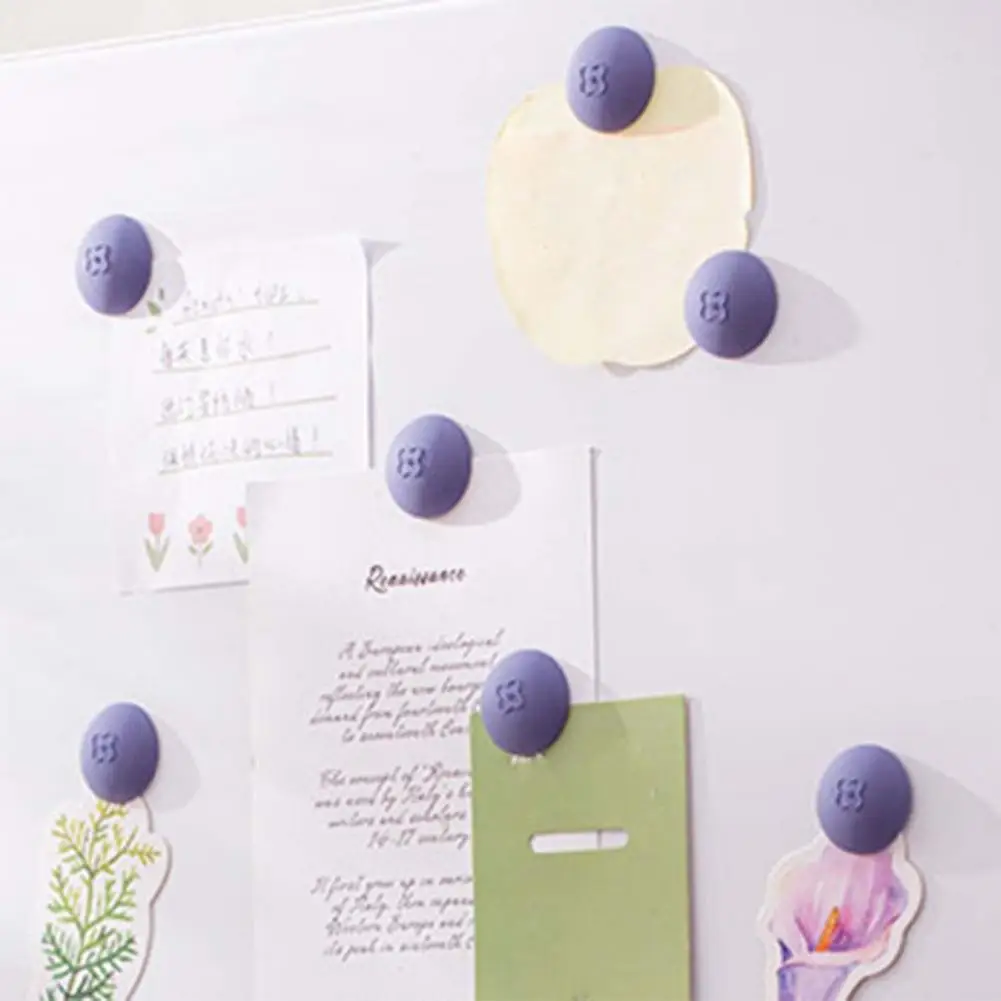 

Pea Fridge Magnet 1 Set Beautiful Non-dropping Good Detail Realistic Looking Pea Blueberry Fridge Sticker Kitchen Supply
