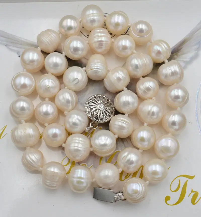 

18"; GENUINE 9-10MM BLACK /WHITE NATURAL TAHITIAN PEARL NECKLACE AAA