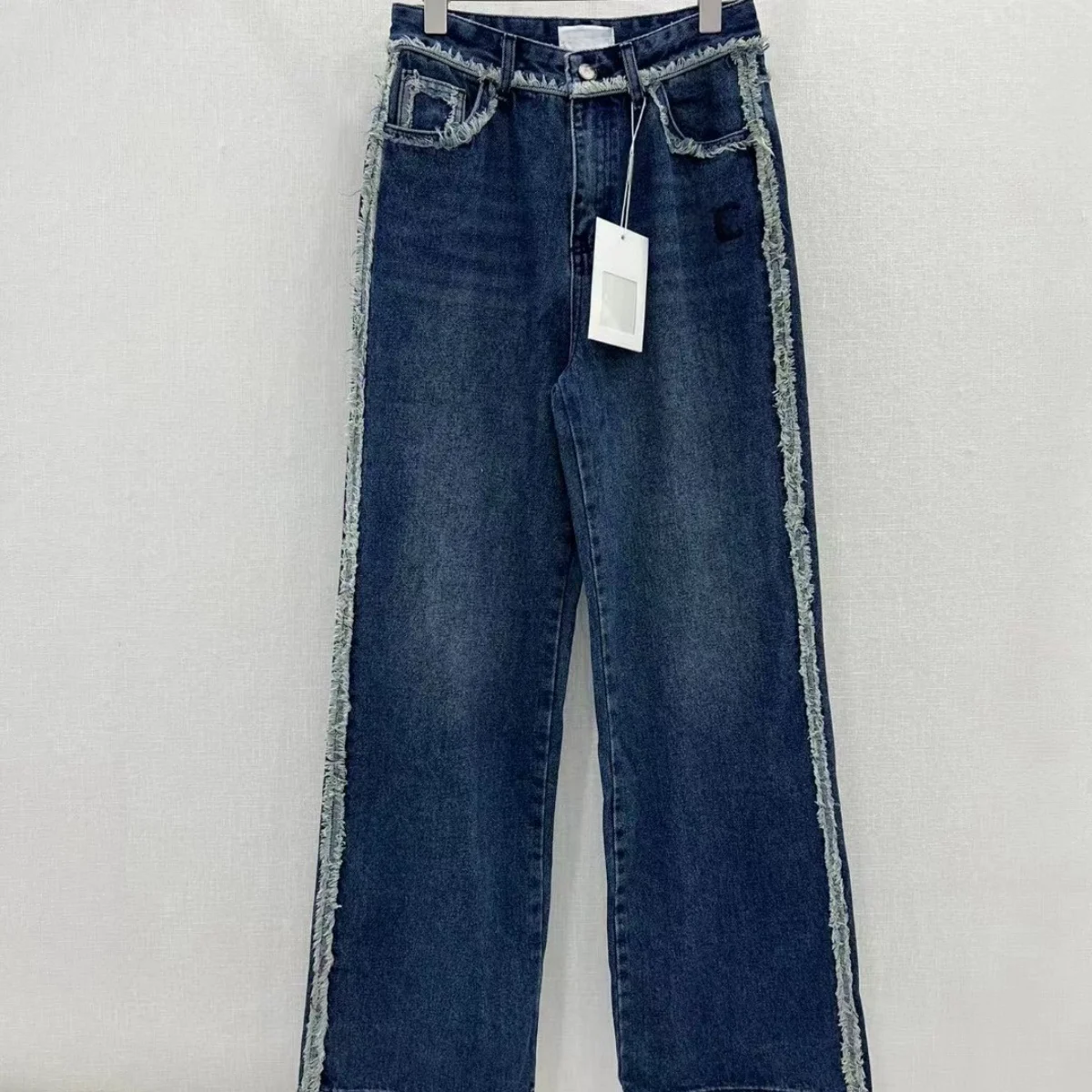 

2023 Early Autumn New Fashion Temperament All The Straight Leg Pants With Front And Back Embroidery