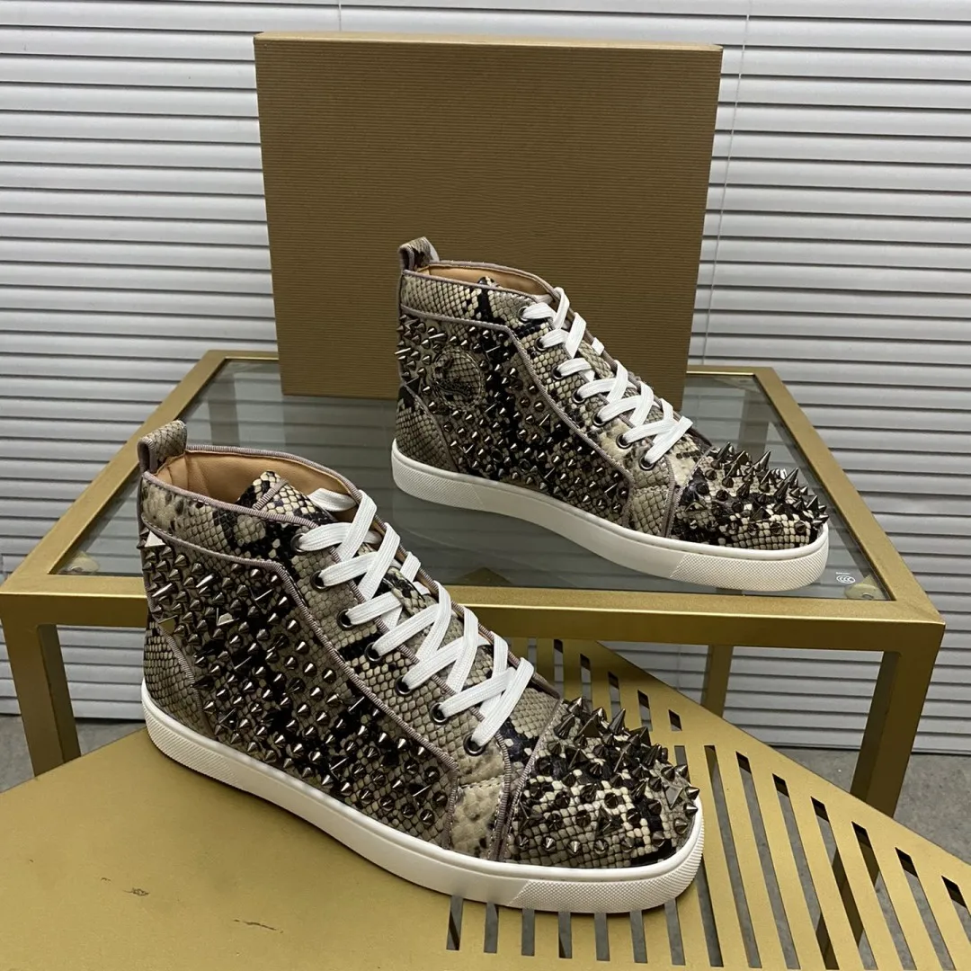 

Luxury Designer Men's Shoes High Top Shoes Silver Flats Hair Stylist Rivet Shoes Rhinestone Men's Shoes Nightclub Shoes