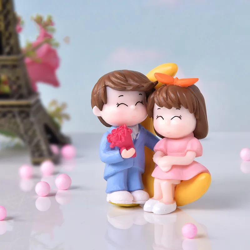 

Cute Couples Moon Couple Figurines Miniatures DIY Home Table Decor Ornaments Dollhouse Fairy Garden Landscape Wedding Gifts