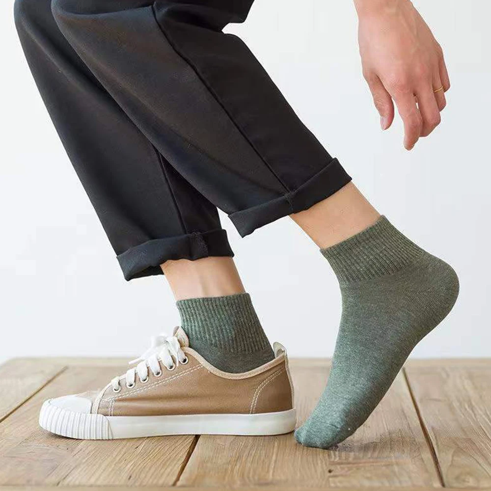 Man Cotton Short Socks 5Pairs Men Ins Comfortable Casual Ankle Socks Solid Color Fashion Harajuku Breathable Sports Socks Gift