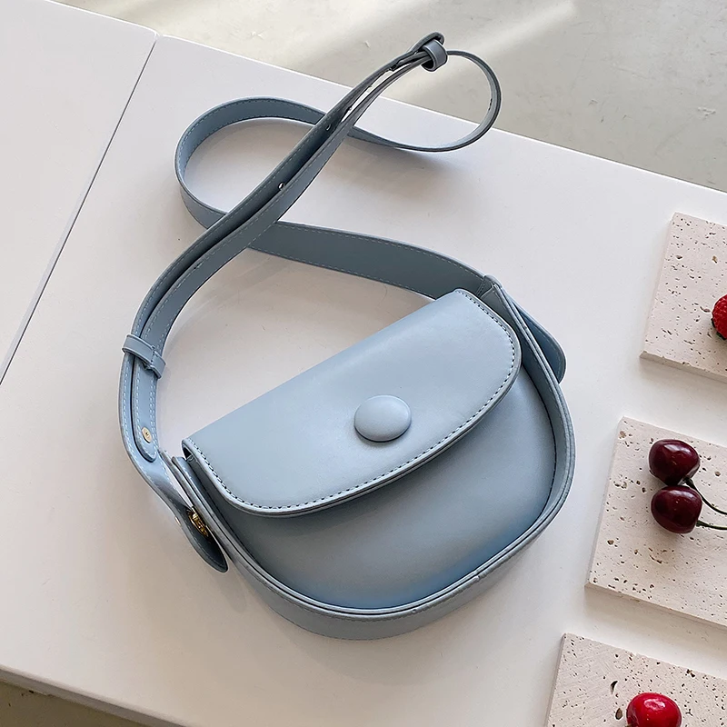 

Fashion Semicircle Small PU Leather Crossbody Bags for Women 2022 Summer Trend Branded Luxury Shoulder Side Bag Handbags