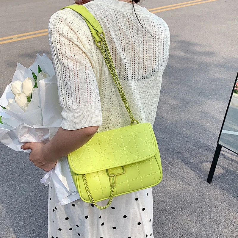 

2022 New Summer Women Solid Color PU Leather Crossbody Bags Diamond Grain Chain Shoulder bag Designer Ladies Green Blue Handbag
