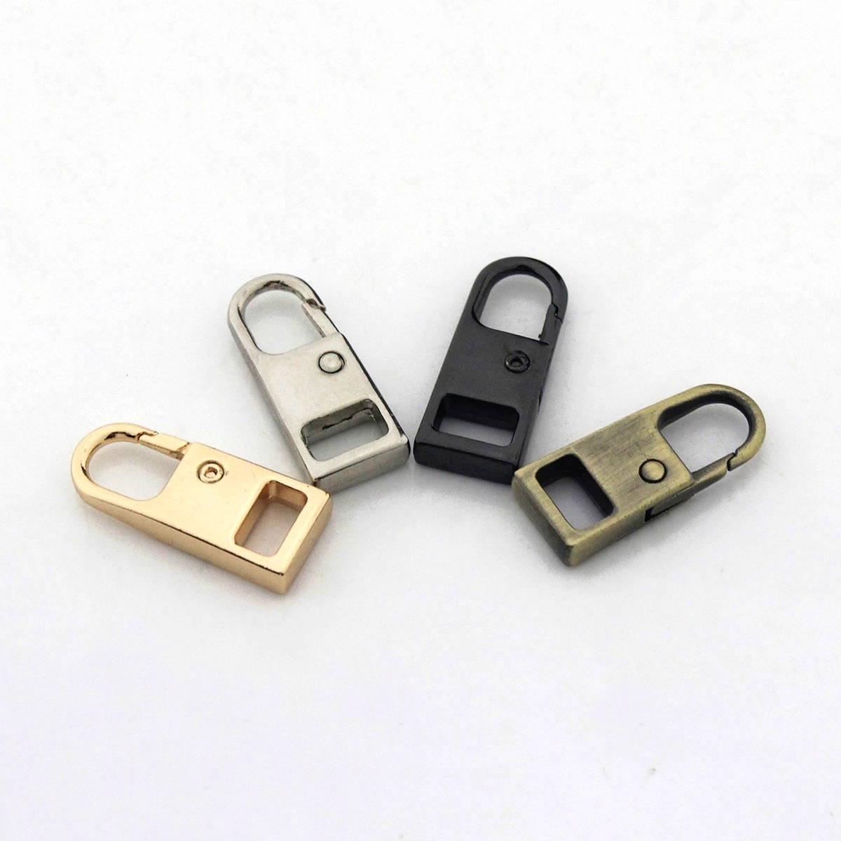 

2pcs Metal Zipper Repair Kits Slider Puller Instant Zipper Replacement For Broken Buckle Travel Bag Suitcase Garment Zipper Head