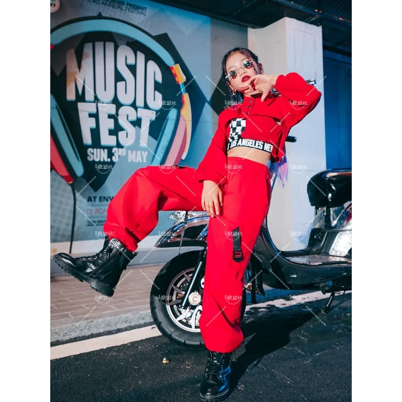 Сценические костюмы для девочек городские танцевальные красные черные и белые в