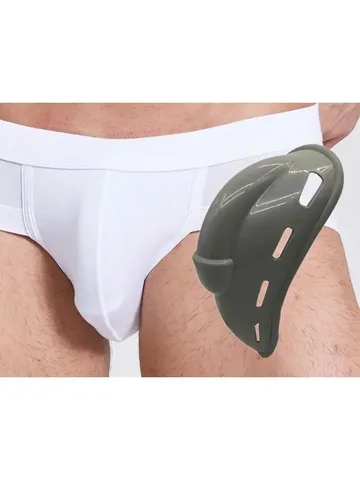 Смотреть порно онлайн: екі әйел ер адамның мүшесін сорып, есегін жалайды