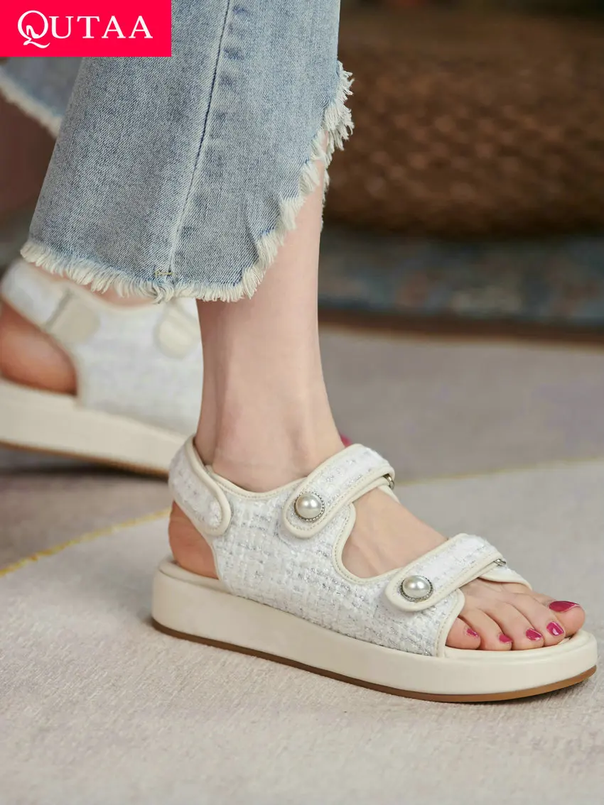 

QUTAA 2022 Women Peep Toe Sandals Hook&Loop Low Heel Pumps Platforms Fashion String Bead Shoes Woman Summer Sandals Size 34-39