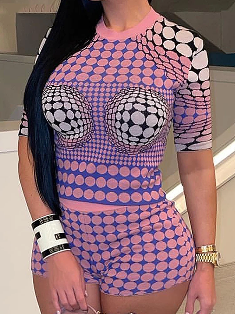 

Женский комплект из 2 предметов в горошек, футболка с принтом, повседневный облегающий топ с рукавом до локтя 90-х, хипстерские шорты, Y2k