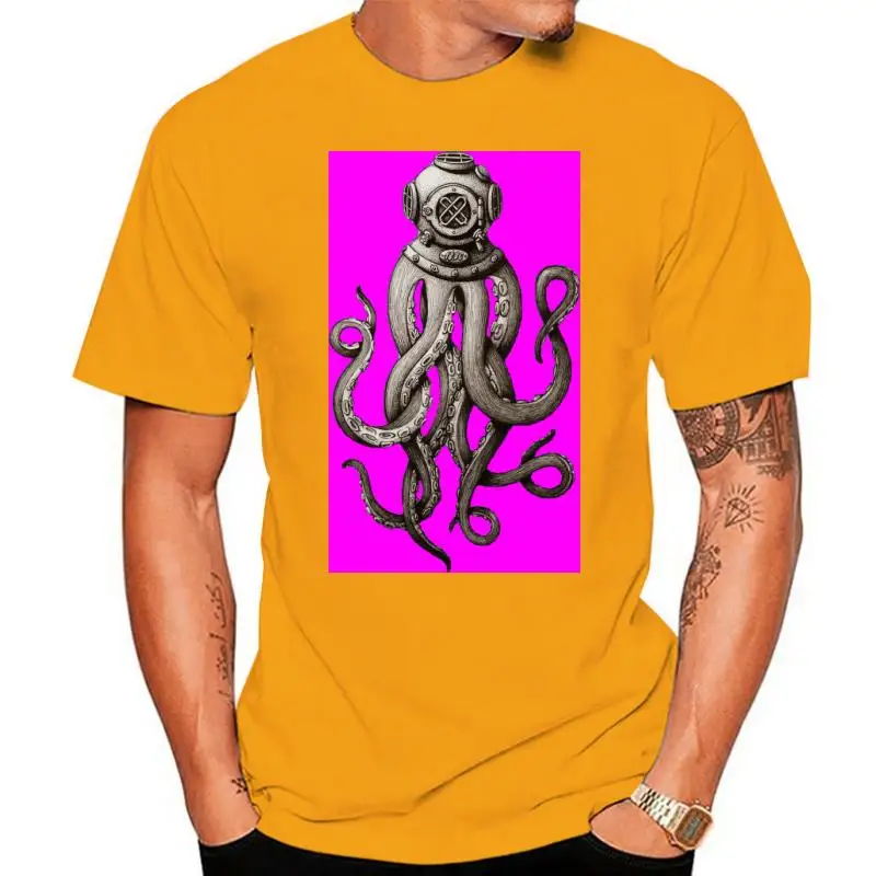 

Retro SCUBA Diver Weird Octopus Design, Octopus Helmet T-Shirt