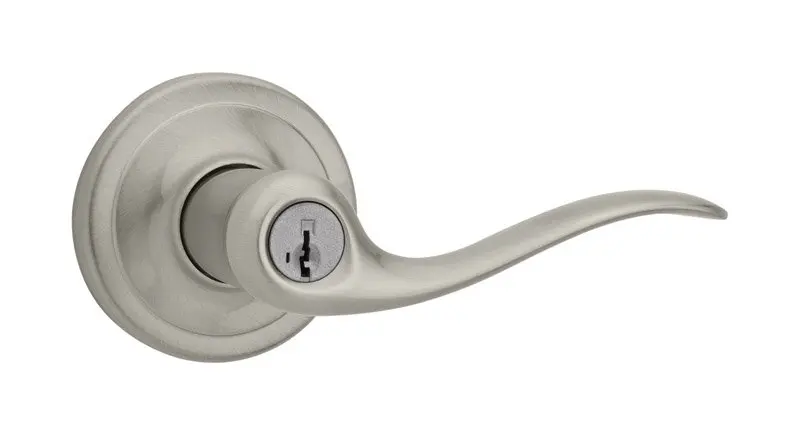 

Keyed Entry Lever Featuring Smartkey® in