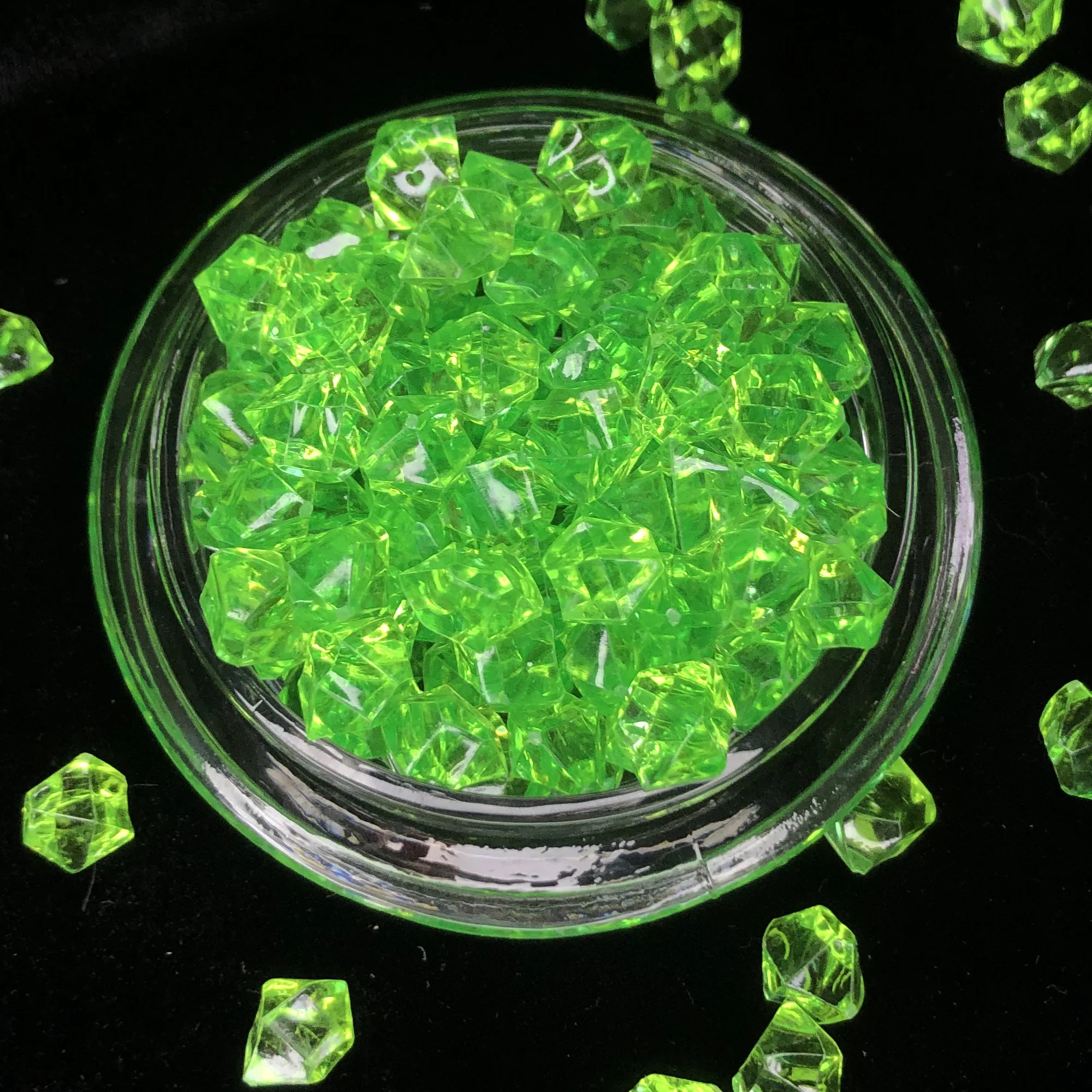

100pcs/lot Crystal Ice Rock Stones Clear Acrylic Diamond Vase Gems Irregular Wedding Party Decor Confetti Table Scatter Beads