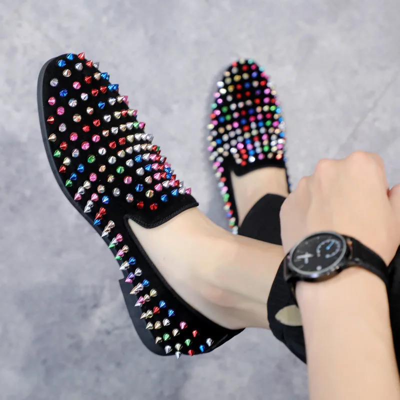 

New Trend Beanie Shoes Men Korean Version Pointed Toe British Fashion Shoes Hair Stylist Casual Personality Rivet Leather Shoes
