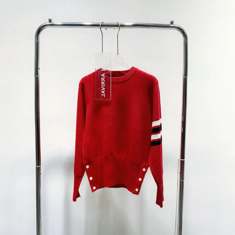 

Женский свитер в Корейском стиле